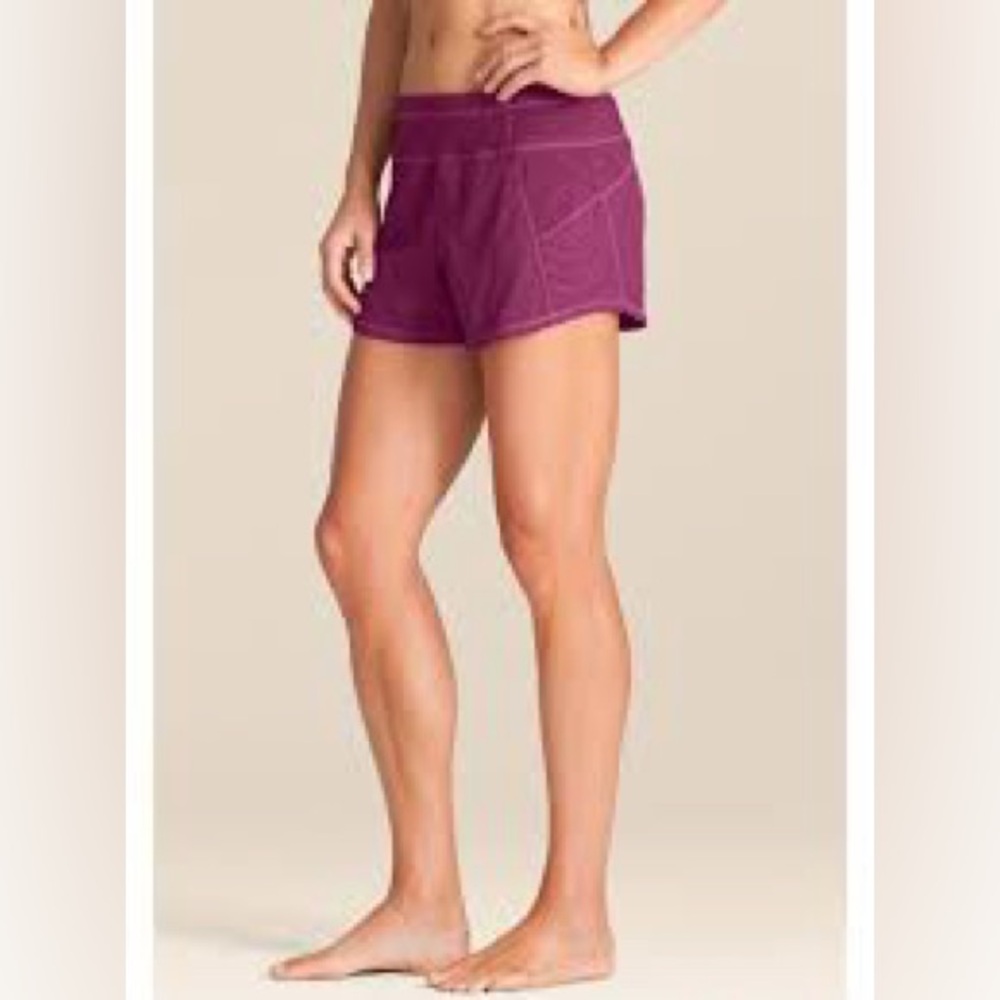 Athleta Home Run Shorts Women’s XS